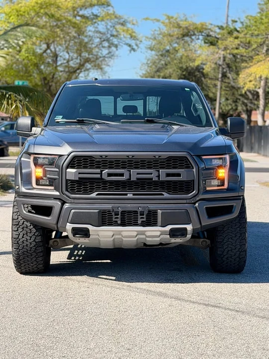 2017 Ford F-150 Raptor 13th Gen - Image 2 of 10