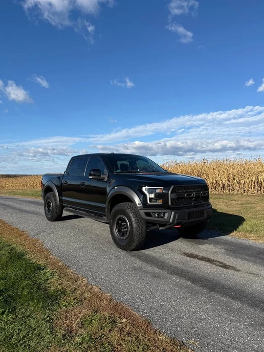 2017 Ford F-150 Raptor 13th Gen - Image 2 of 13