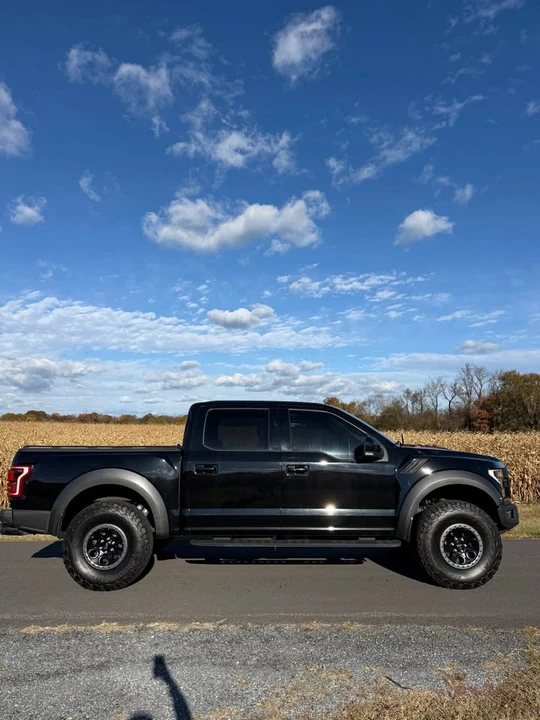 2017 Ford F-150 Raptor 13th Gen - Image 8 of 13
