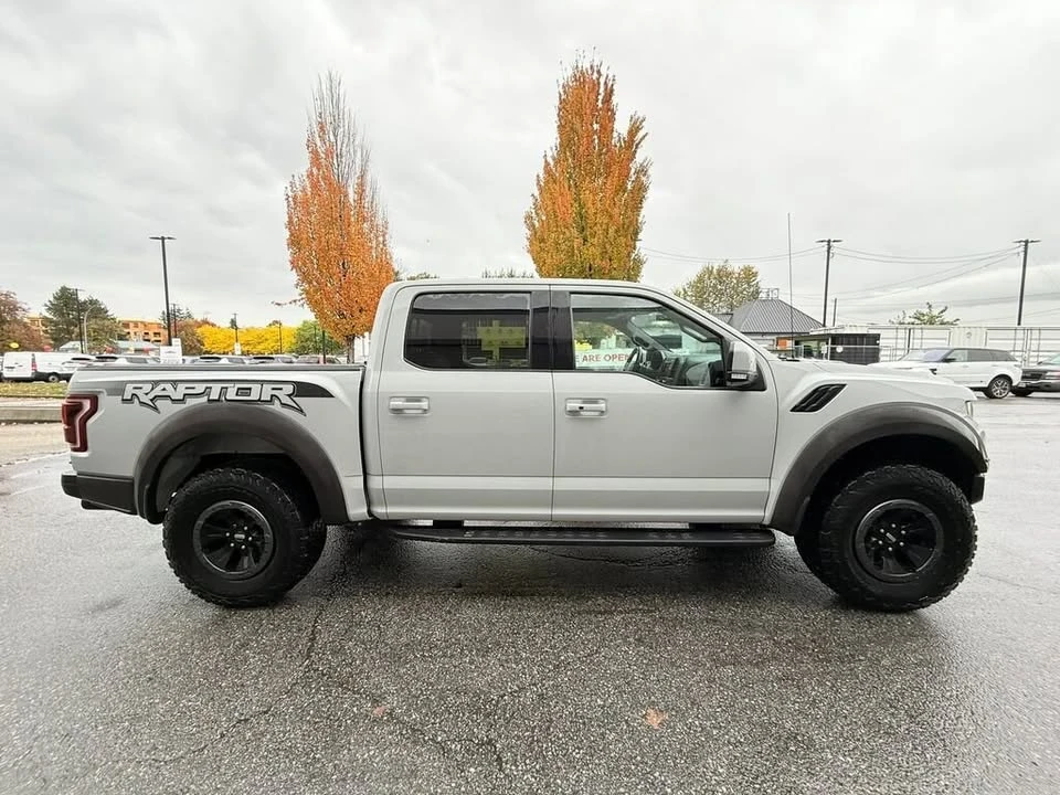 2017 Ford F-150 Raptor 13th Gen - Image 5 of 13