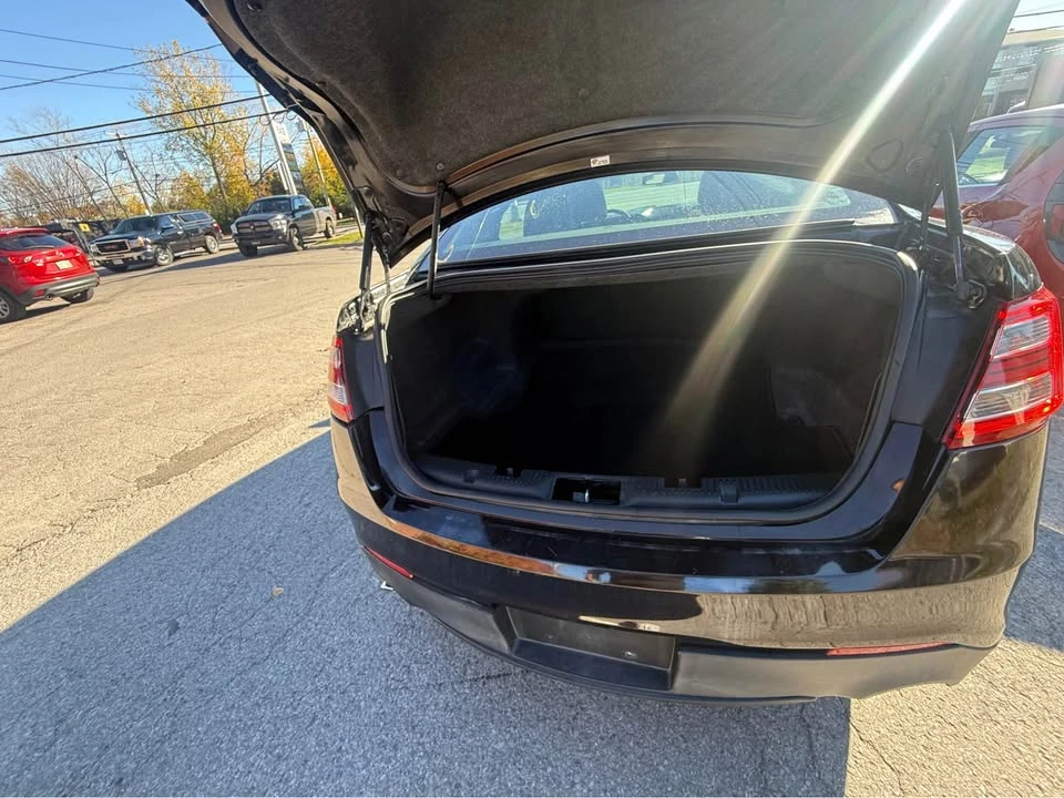 2017 Ford Taurus 6th Gen - Image 4 of 8