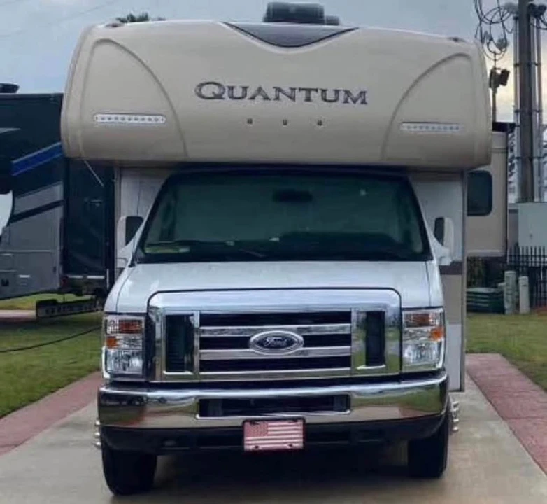 2017 Ford Super Duty 4th Gen - Image 4 of 10