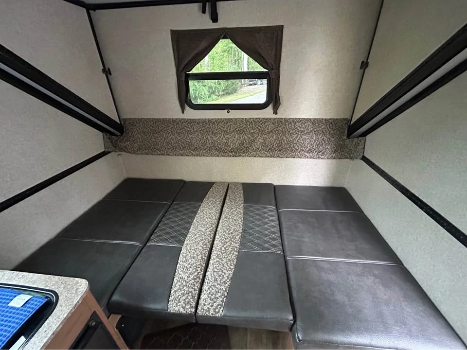 2017 Forest River - Image 11 of 17
