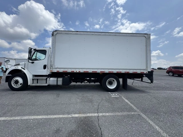 2017 Triumph - Image 8 of 13