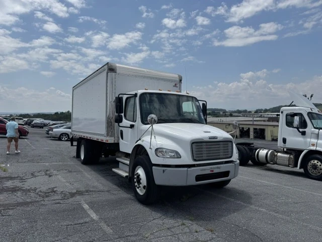 2017 Freightliner - Image 3 of 13