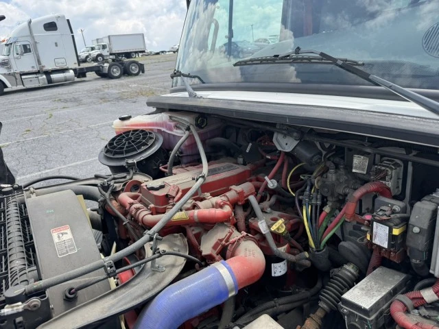 2017 Freightliner - Image 11 of 13