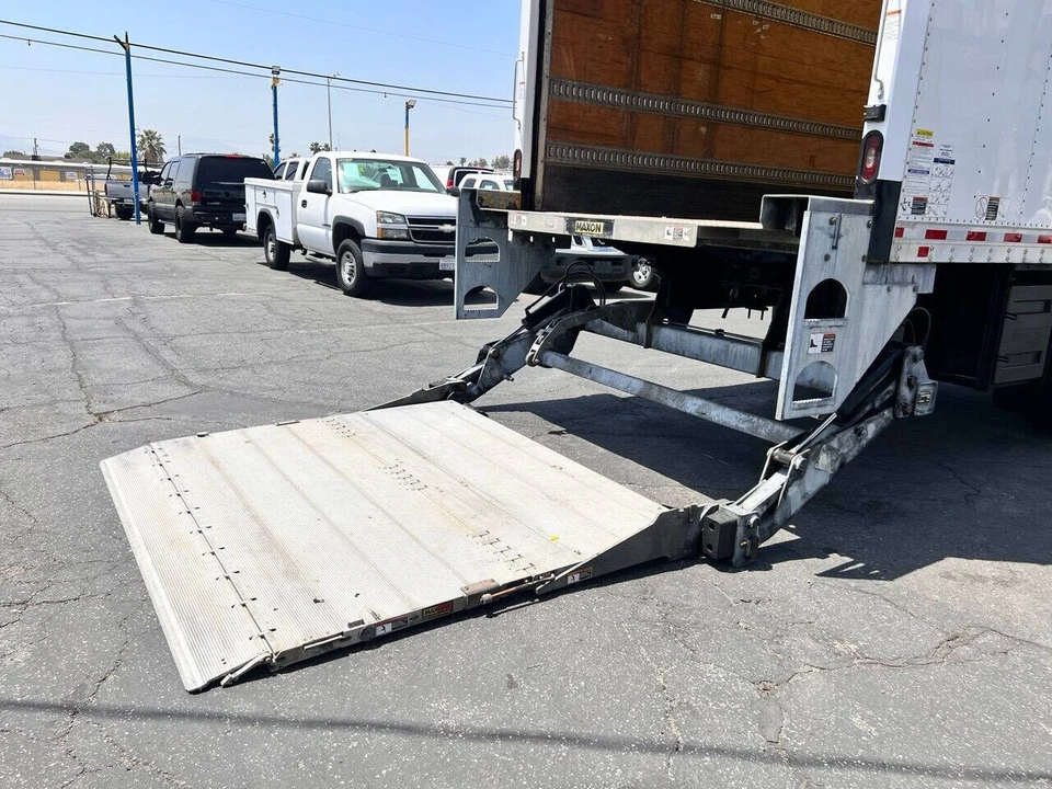 2017 Freightliner - Image 14 of 21