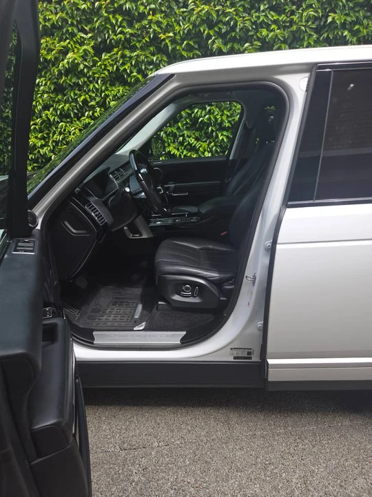 2017 Land Rover Range Rover L405 - Image 8 of 13
