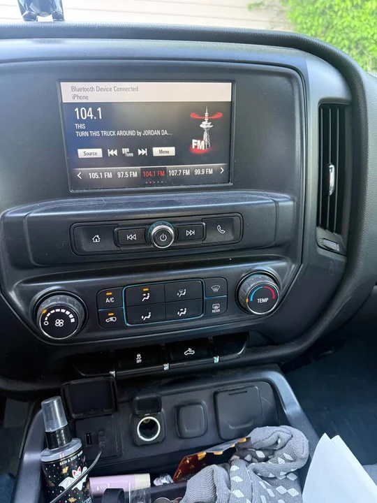 2017 GMC Sierra 4th Gen - Image 7 of 9