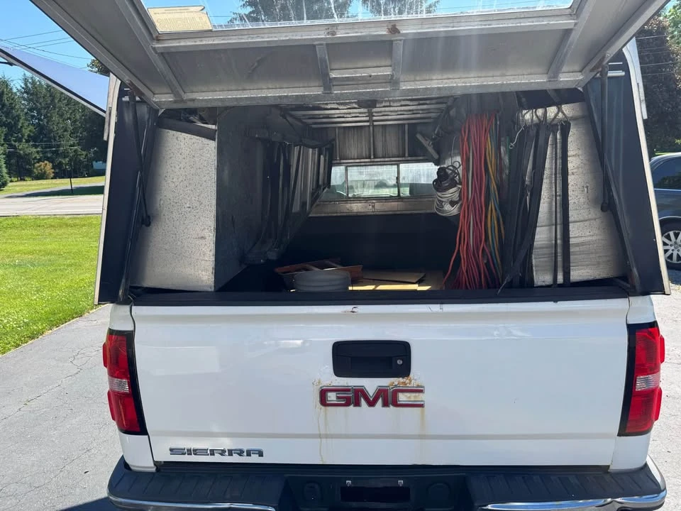 2017 GMC Sierra 4th Gen - Image 6 of 8