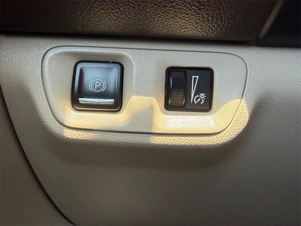 2017 GMC Acadia - Image 14 of 26