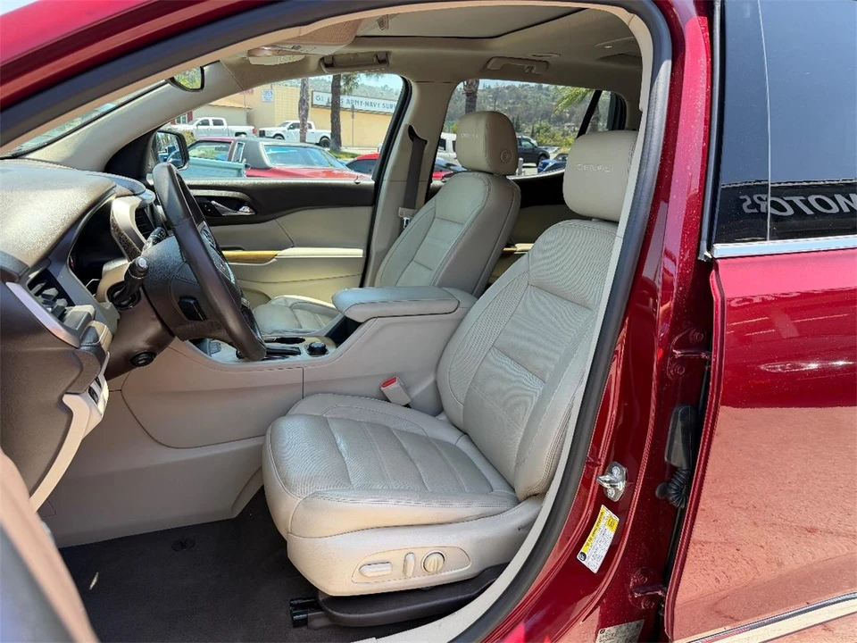 2017 GMC Acadia - Image 13 of 26