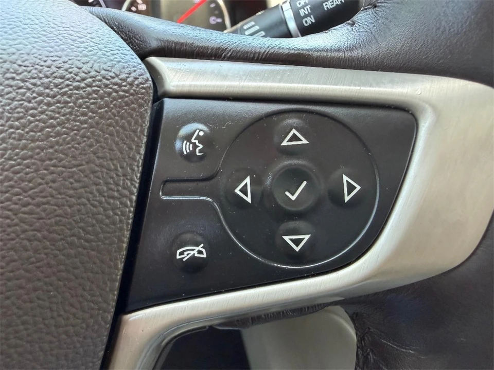 2017 GMC Acadia - Image 16 of 26
