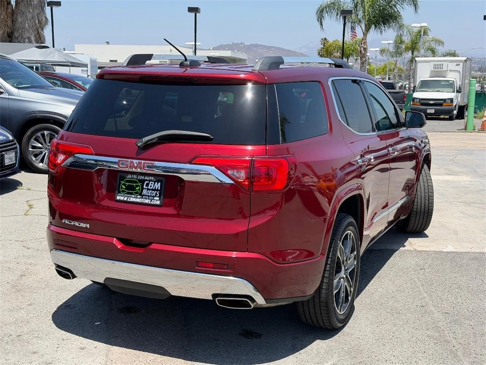 2017 GMC Acadia - Image 9 of 26