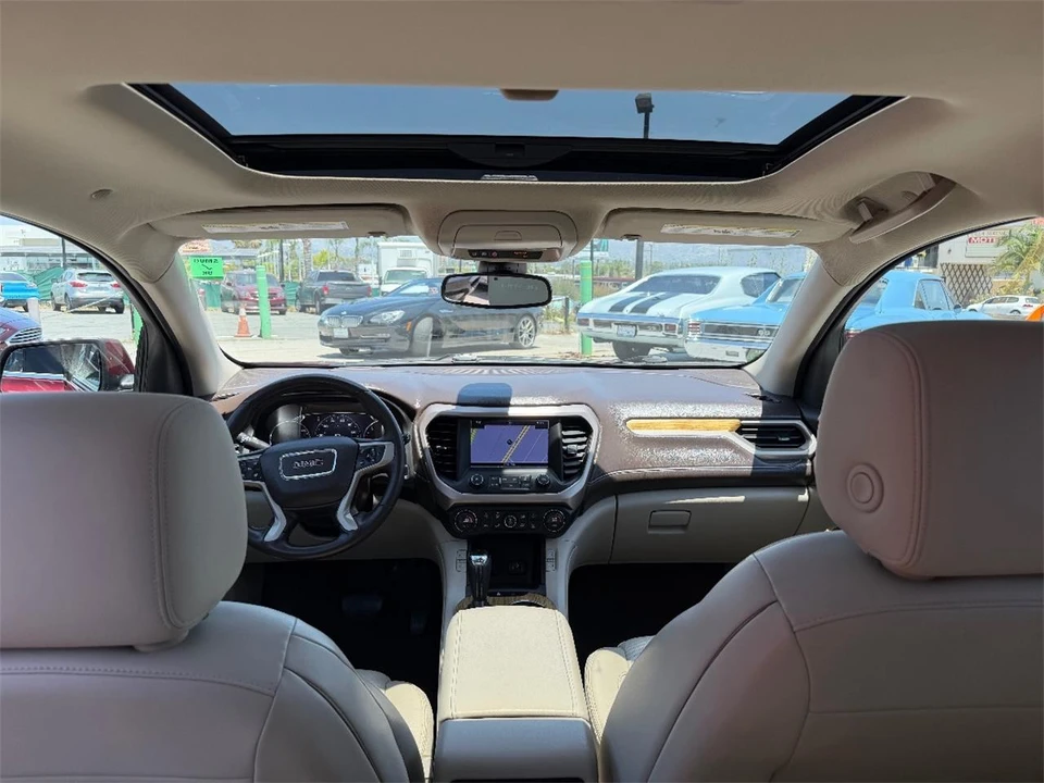 2017 GMC Acadia - Image 23 of 26