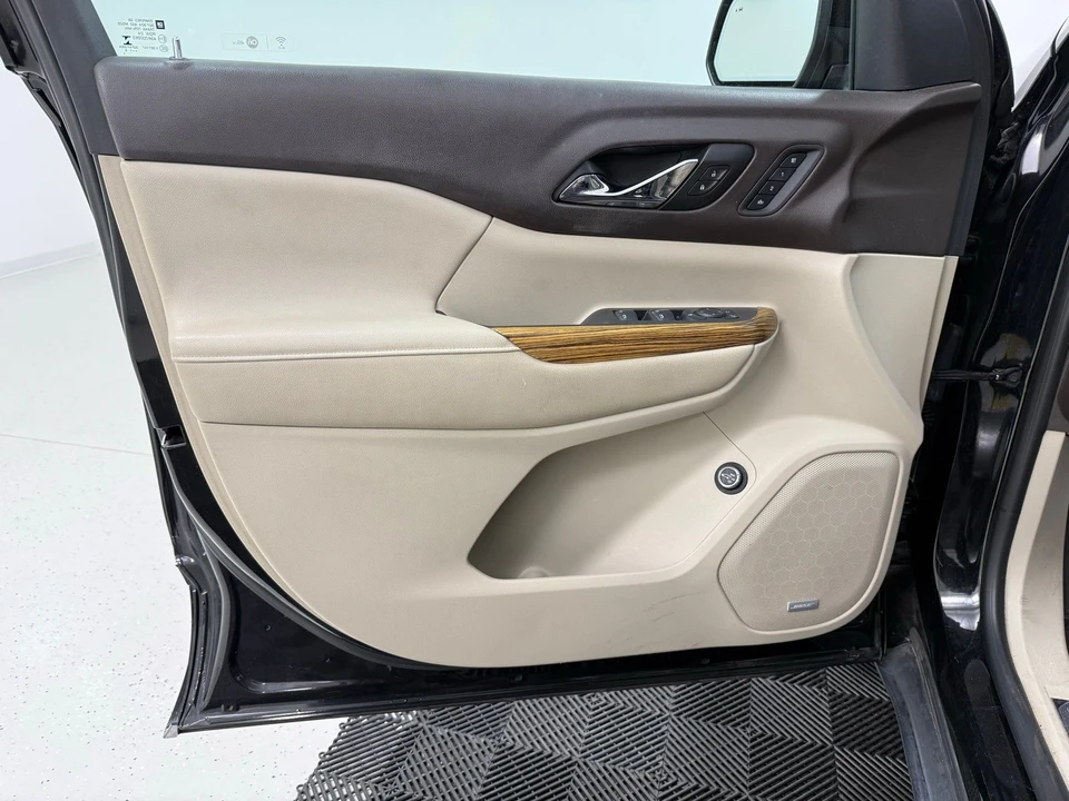 2017 GMC Acadia - Image 9 of 21