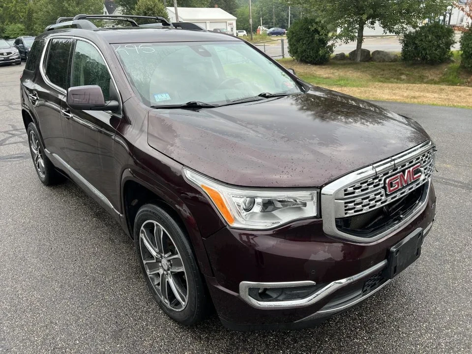 2017 GMC Acadia - Image 9 of 12