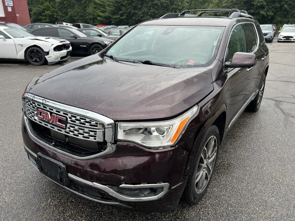 2017 GMC Acadia - Image 10 of 12