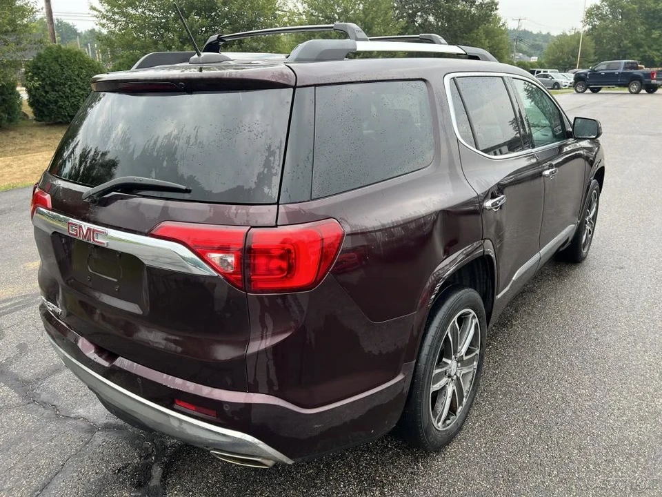 2017 GMC Acadia - Image 8 of 12