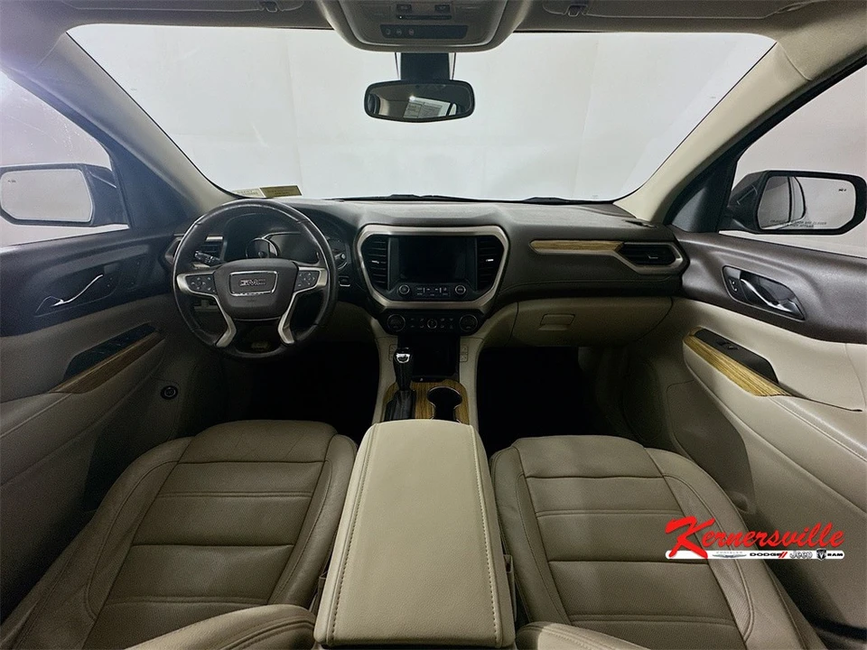 2017 GMC Acadia - Image 10 of 21