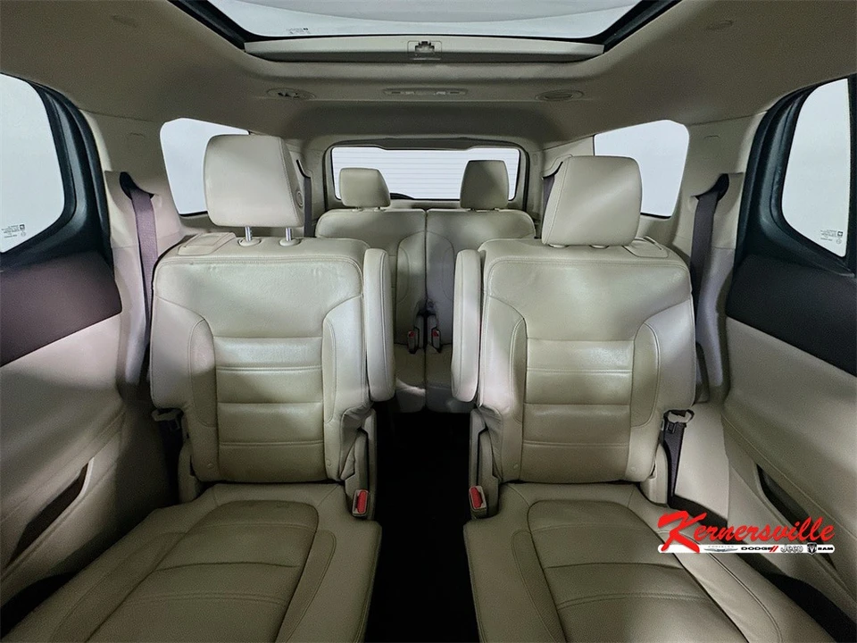 2017 GMC Acadia - Image 13 of 21