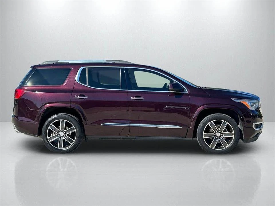 2017 GMC Acadia - Image 2 of 15