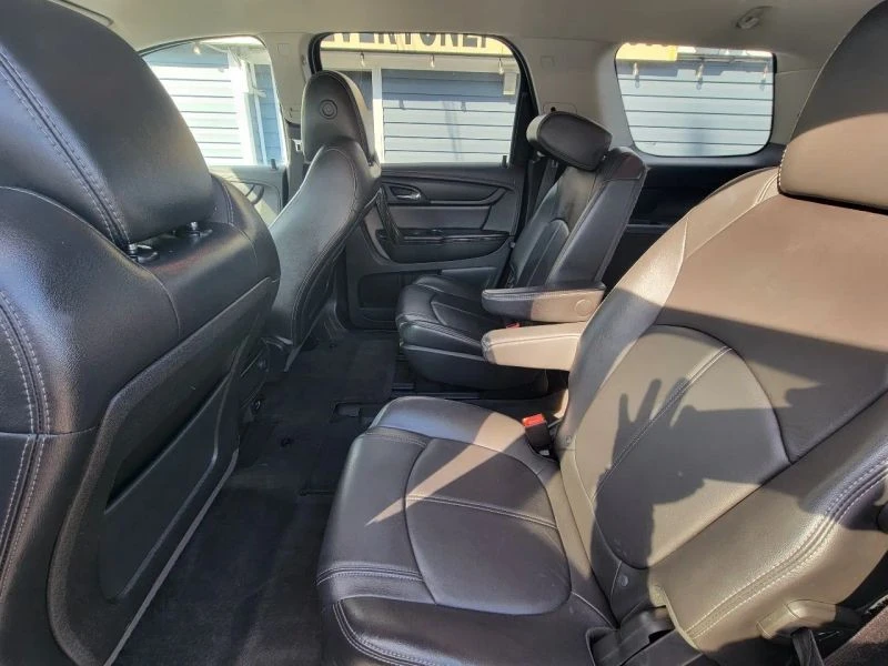 2017 GMC Acadia - Image 10 of 12
