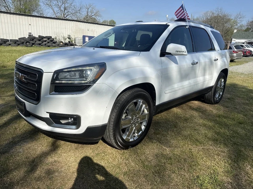 2017 GMC Acadia - Image 2 of 16