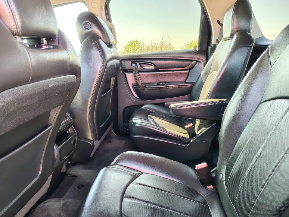 2017 GMC Acadia - Image 14 of 21