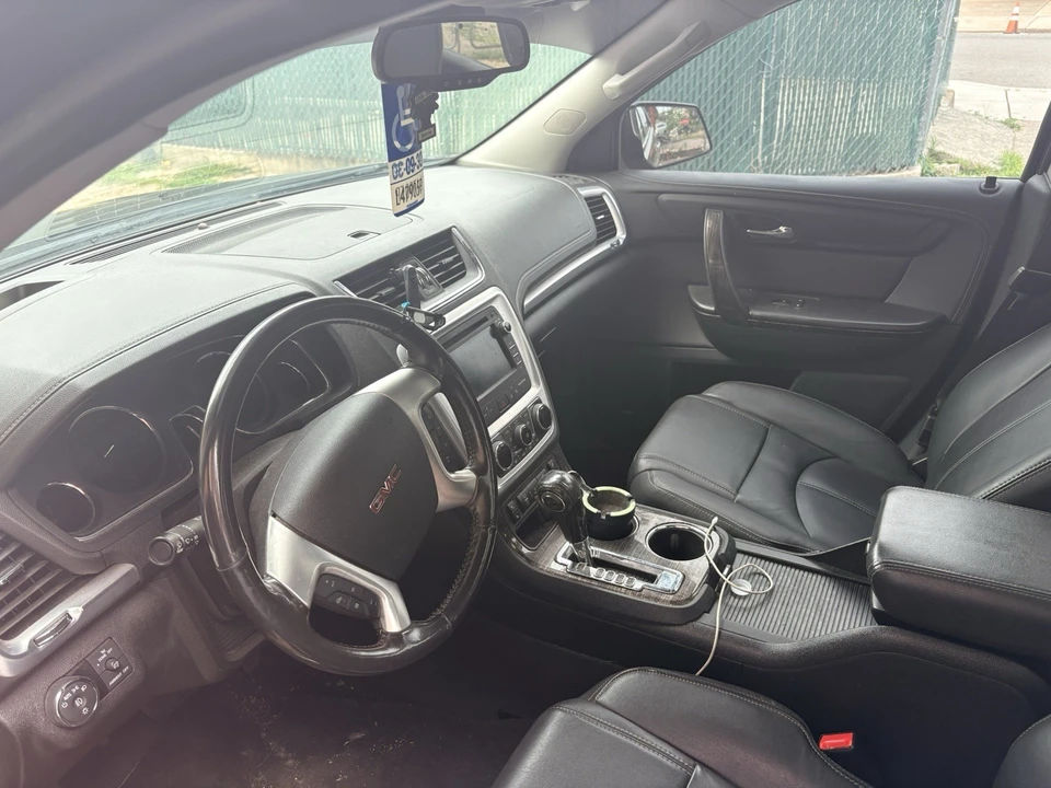 2017 GMC Acadia - Image 8 of 8