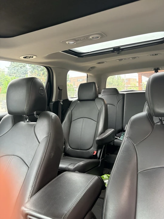 2017 GMC Acadia - Image 7 of 8