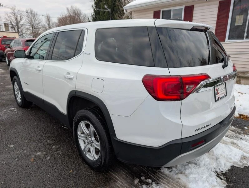 2017 GMC Acadia - Image 2 of 12