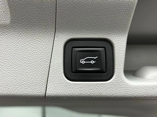 2017 GMC Acadia - Image 8 of 12