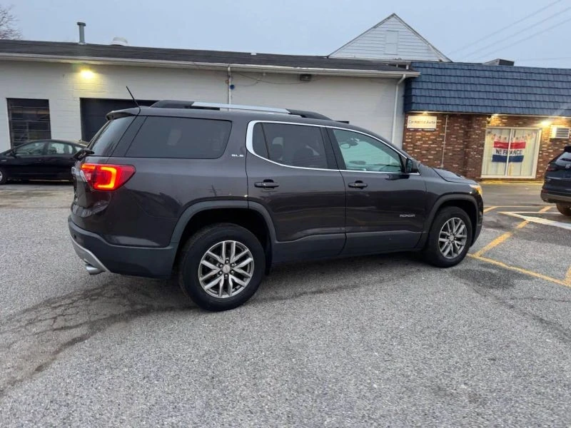 2017 GMC Acadia - Image 11 of 12