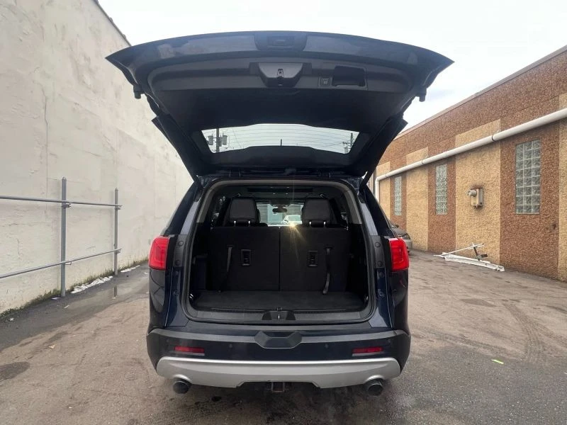 2017 GMC Acadia - Image 9 of 12