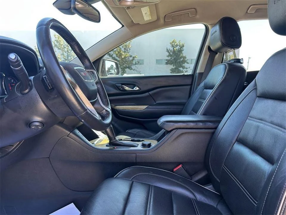 2017 GMC Acadia - Image 4 of 16