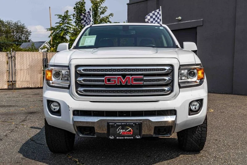 2017 GMC Canyon 2nd Gen - Image 2 of 12