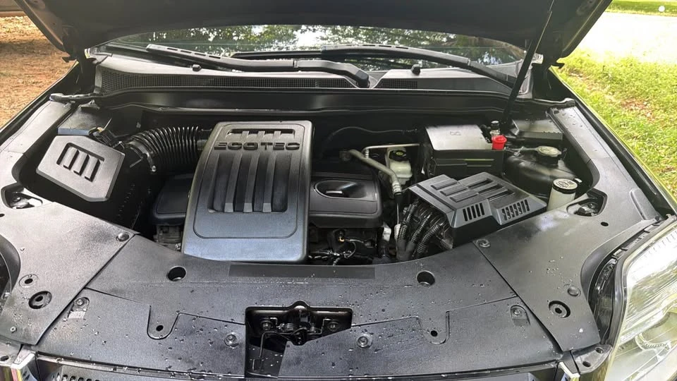2017 GMC Hummer EV - Image 10 of 12