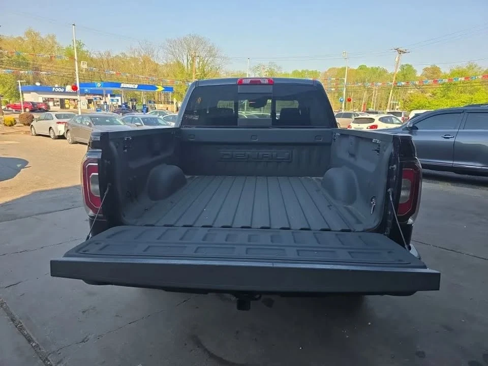 2017 GMC Sierra 4th Gen - Image 6 of 12
