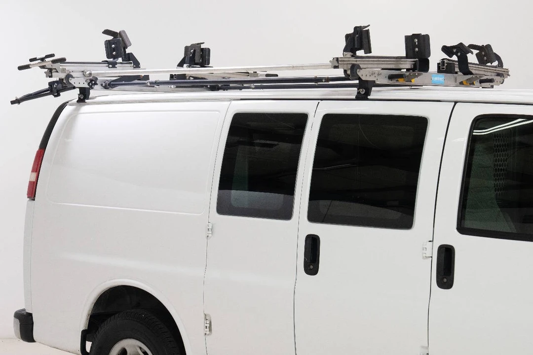 2017 GMC Savana - Image 12 of 12