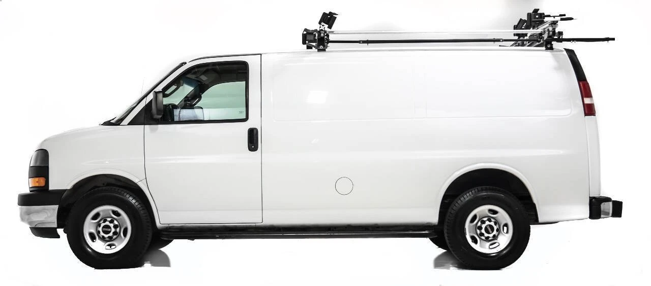 2017 GMC Savana - Image 6 of 12