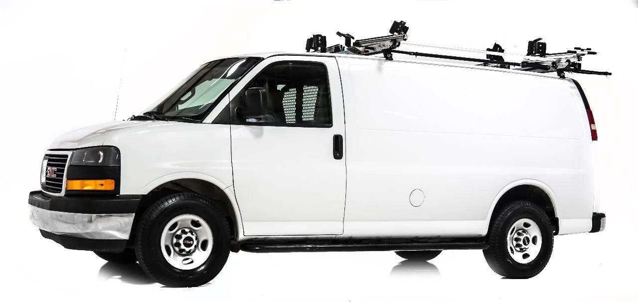 2017 GMC Savana - Image 2 of 12