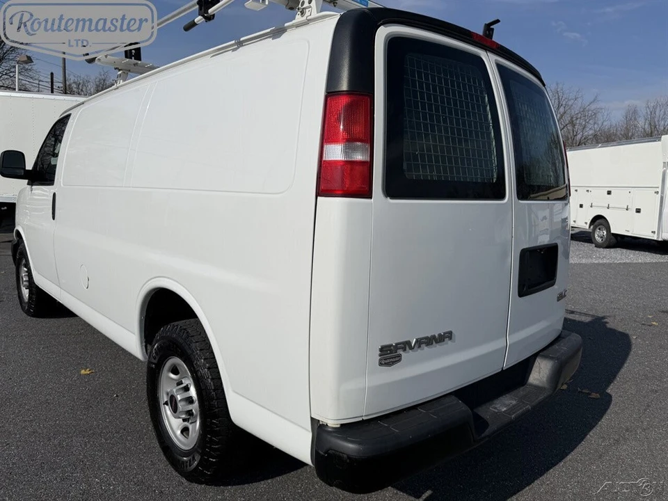 2017 GMC Savana - Image 2 of 12