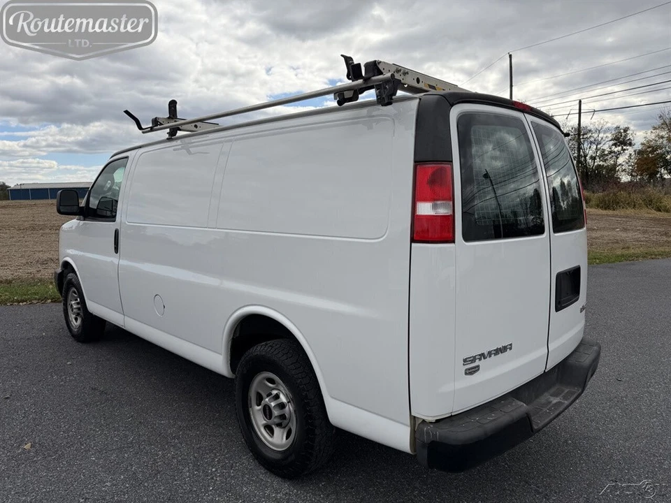 2017 GMC Savana - Image 12 of 12