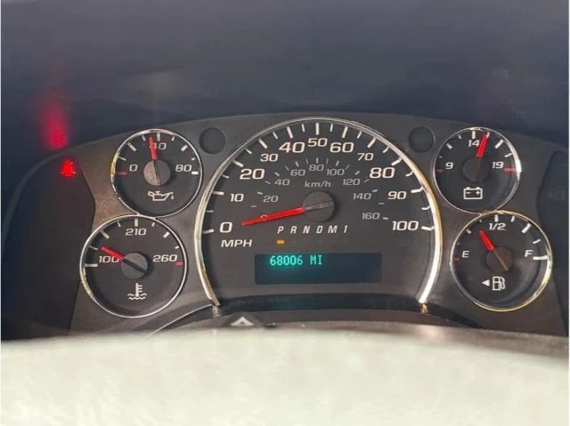 2017 GMC Savana - Image 13 of 18
