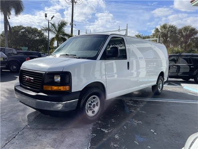 2017 GMC Savana - Image 6 of 21