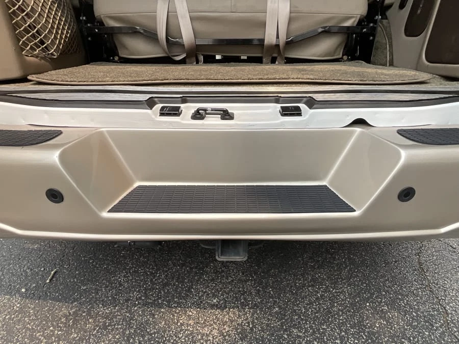 2017 GMC Savana - Image 29 of 31