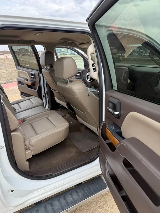 2017 GMC Sierra 4th Gen - Image 11 of 19