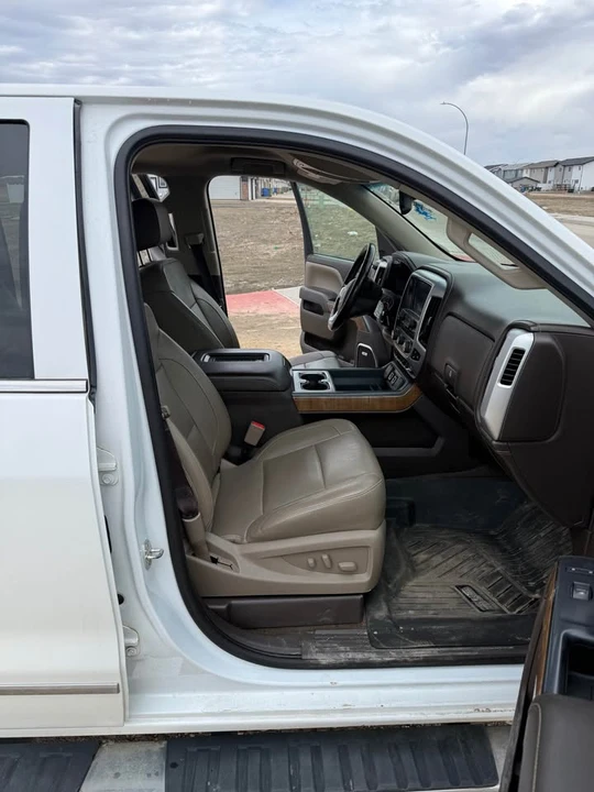 2017 GMC Sierra 4th Gen - Image 14 of 19