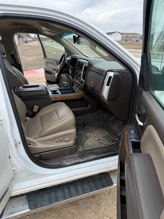 2017 GMC Sierra 4th Gen - Image 13 of 19